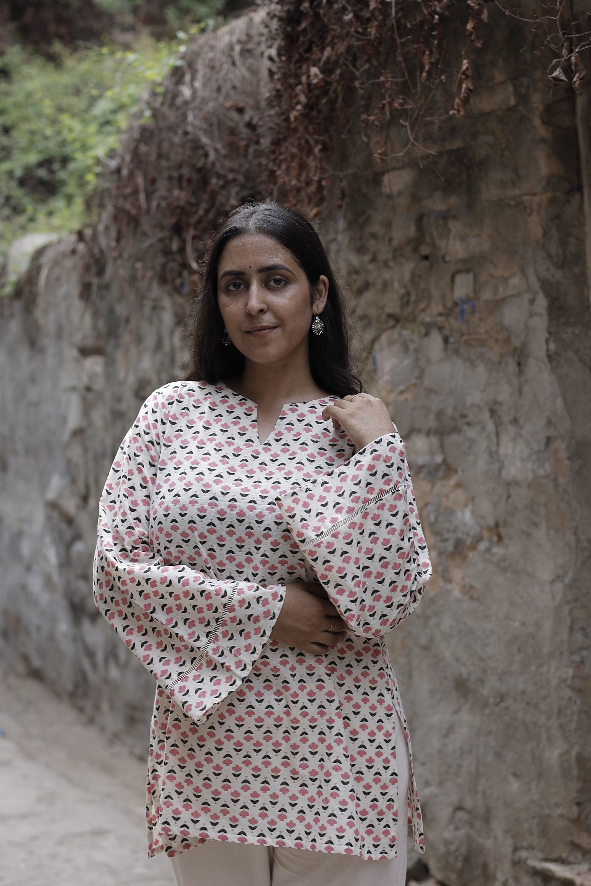 Husna Kurti