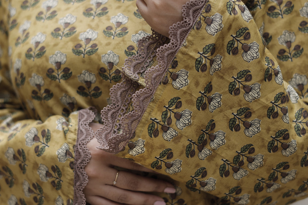 Kanak Kurti
