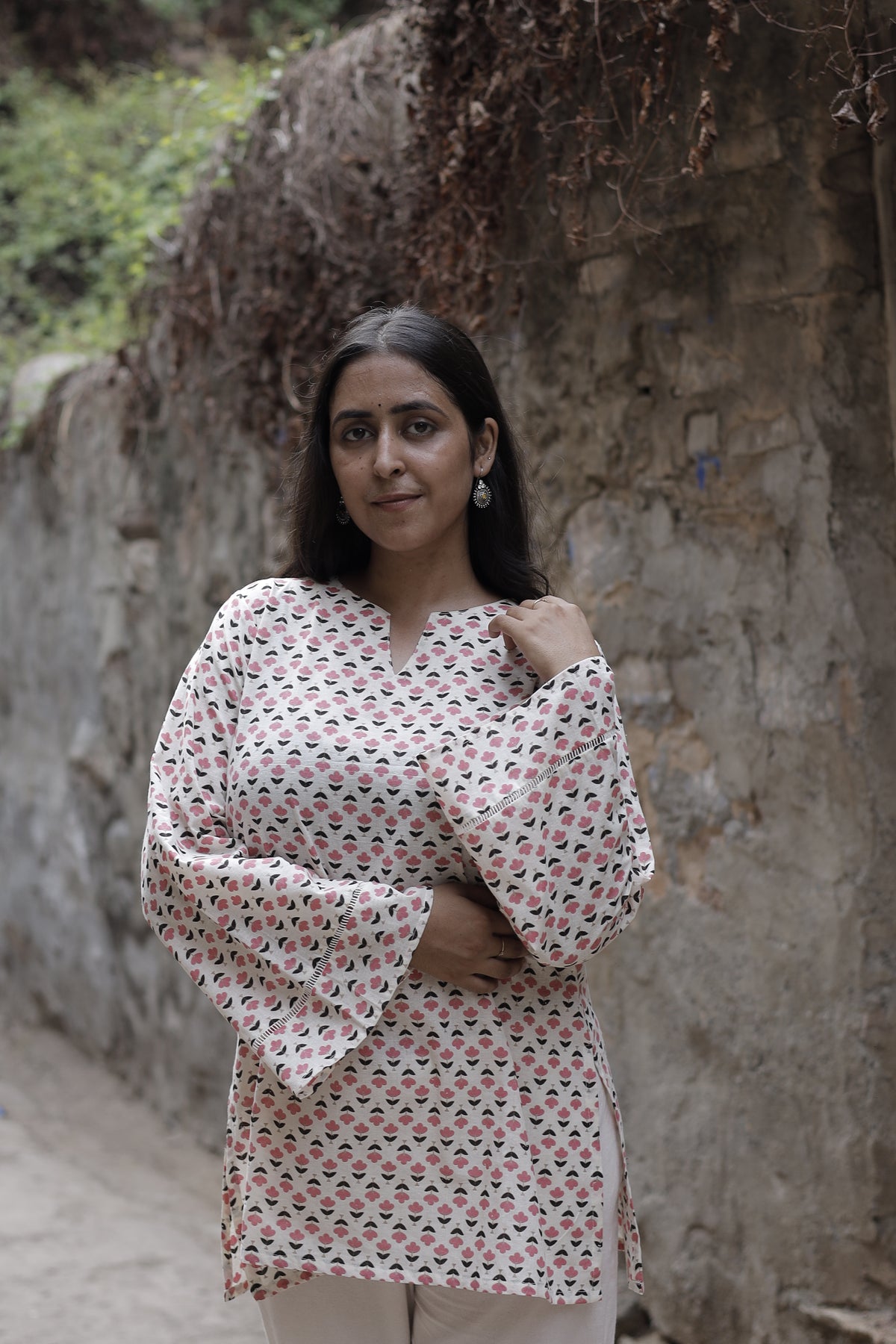 Husna Kurti
